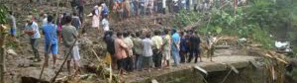 Indonésie: au moins 26 morts dans des inondations et glissements de terrains