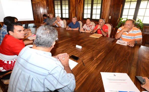 L’Aire marine gérée de la ZEE polynésienne présentée aux armateurs de pêche  