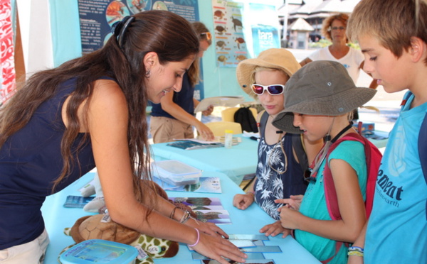 Page enfant : Tara est arrivée à Papeete
