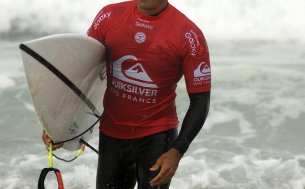 Surf - Les accros de la vague dans le bain olympique