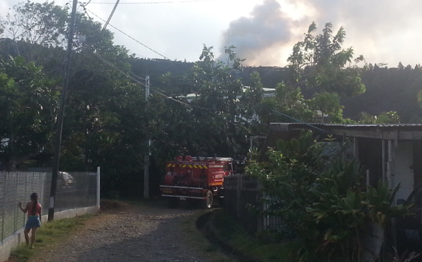 Incendie sur le plateau Atohei à Papenoo, les gros moyens mobilisés (Màj)