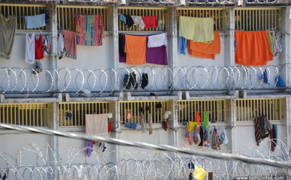 Outrage à agents : mandat de dépôt pour le violent repenti