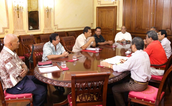 Edouard Fritch reçoit les aumôniers de Polynésie