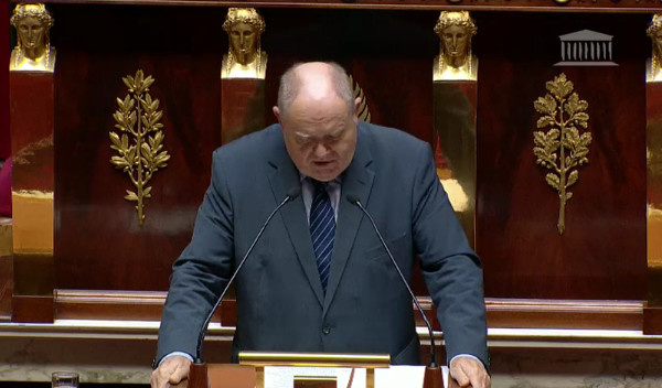 René Dosière s'attaque à "la sur-rémunération des fonctionnaires locaux"