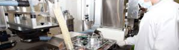 Australie: des élèves recréent le médicament dont le prix avait bondi de 5.000%