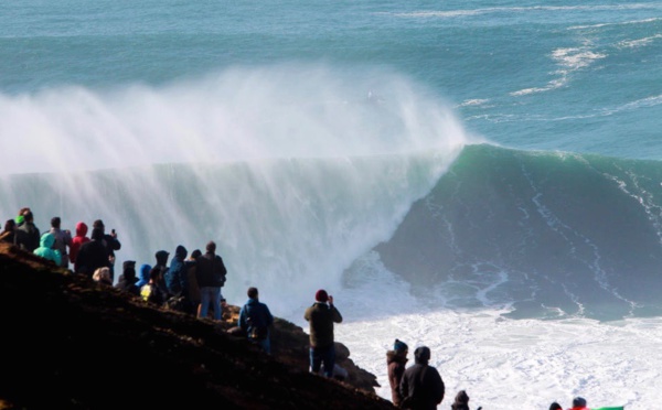 Surf de gros – Nazaré Challenge : Trop dangereux ?