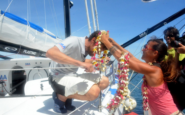 Le Skipper Paul Meilhat accueilli en grande pompe à Papeete