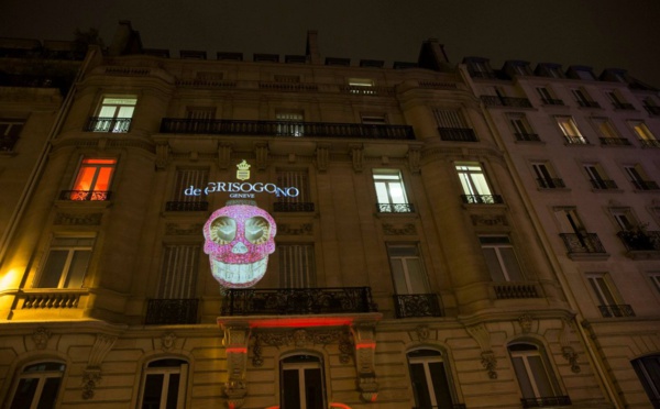 Tel Arsène Lupin, il vole 5,5 millions de diamants et bijoux au nez et à la barbe du joaillier