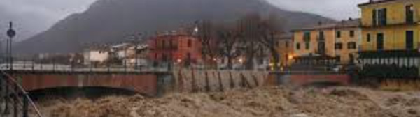 Chaos dans le sud de la Thaïlande sous les eaux, 8 morts