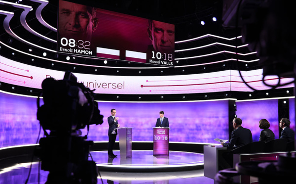 Primaire PS: Valls reste offensif, Hamon pense à l'après 2nd tour