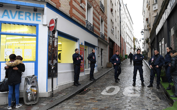 Lycéen poignardé à Paris: un jeune de 17 ans "impliqué" en garde à vue