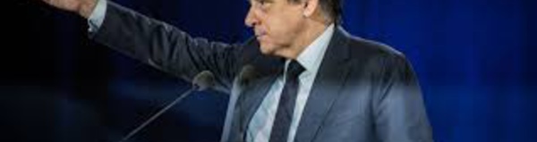 Fillon poursuit sa route malgré une campagne qui se délite