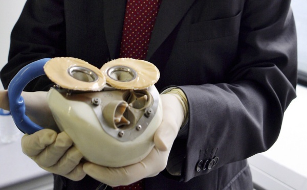 Les essais cliniques du coeur artificiel Carmat dans les limbes