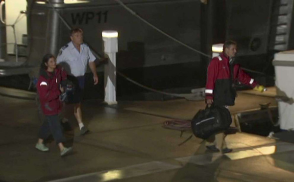 Australie: deux rescapés de la mer racontent leur épreuve