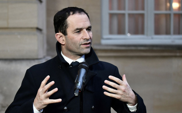 Hamon présente un programme recentré et rassembleur