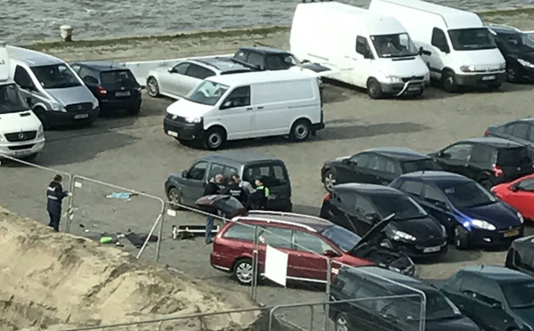 Belgique: un homme arrêté à Anvers après avoir tenté de foncer en voiture dans la foule