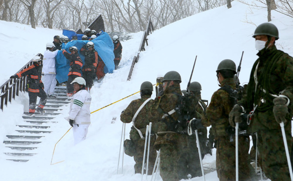 Japon: sept lycéens et un enseignant tués par une avalanche