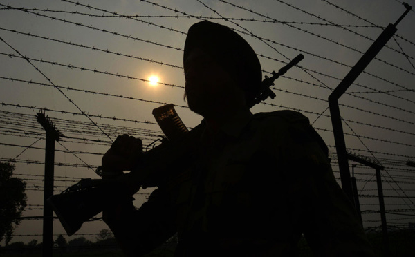 Le Pakistan construit une barrière à sa frontière avec l'Afghanistan