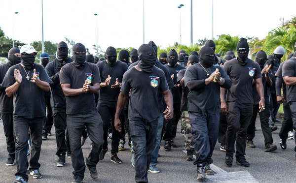 Réunion à Matignon sur la Guyane, où la mobilisation se durcit