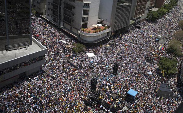 Venezuela: trois morts dans des manifestations, nouveaux rassemblements prévus