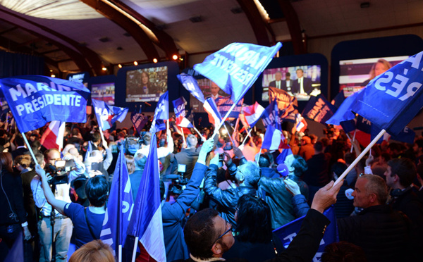 A Hénin-Beaumont, des militants "persuadés" de la victoire de Le Pen