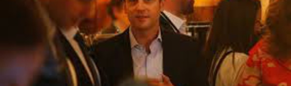 Soirée à la Rotonde: la presse met en garde Macron contre tout triomphalisme