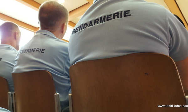 Il frappe un gendarme mais échappe à la prison