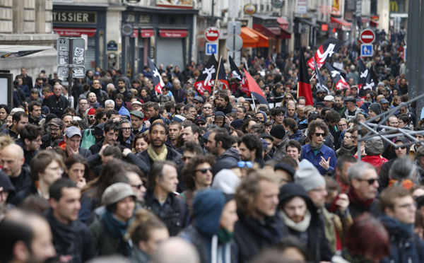 Face au FN, un 1er-Mai syndical bien moins mobilisateur qu'en 2002