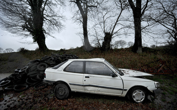 Outre-mer: les constructeurs automobiles pourront se voir imposer la gestion des véhicules hors d'usage