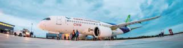 Décollage réussi pour le premier avion de ligne chinois