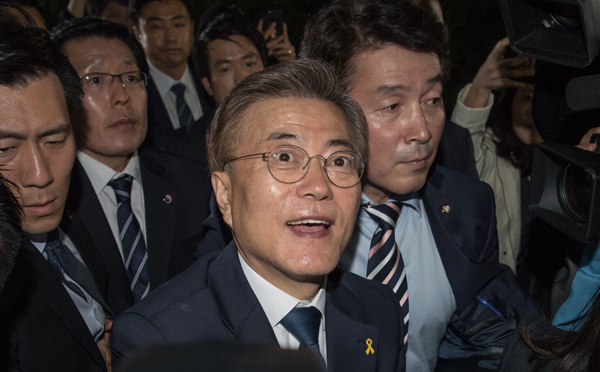 Présidentielle en Corée du Sud: le favori Moon l'emporte confortablement