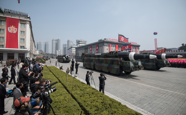 Le nouveau missile peut porter une charge nucléaire, selon Pyongyang