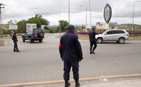 Evasion en Papouasie: 17 détenus abattus, 57 en cavale