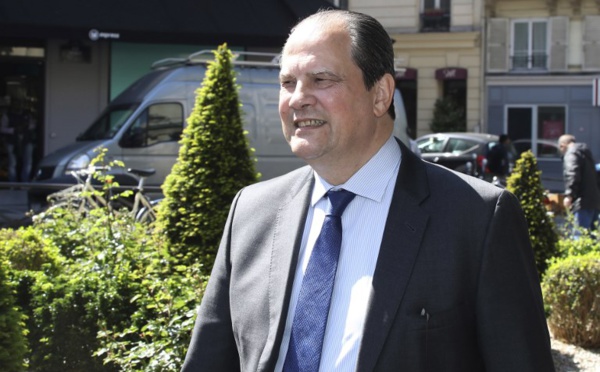 Cambadélis: "Pas impossible" que le PS change de nom