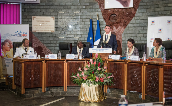 A Mayotte, le Conseil départemental conserve "un effectif pléthorique"