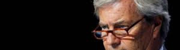 Poisson pourri pour les actionnaires de Bolloré à La Défense