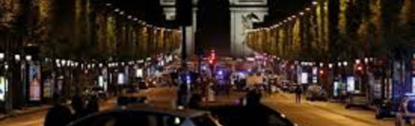 Attentat des Champs-Élysées: cinq personnes en lien avec le tueur placées en garde à vue