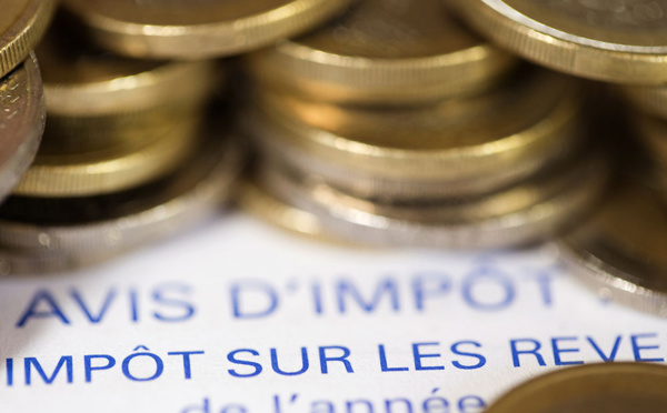 Impôts: le prélèvement à la source reporté d'un an, mais pas abandonné