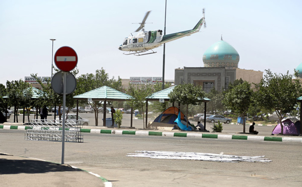 Douze morts dans les premiers attentats de l'EI à Téhéran