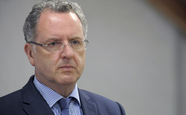 Remaniement: Philippe reconduit, Richard Ferrand part pour l'Assemblée