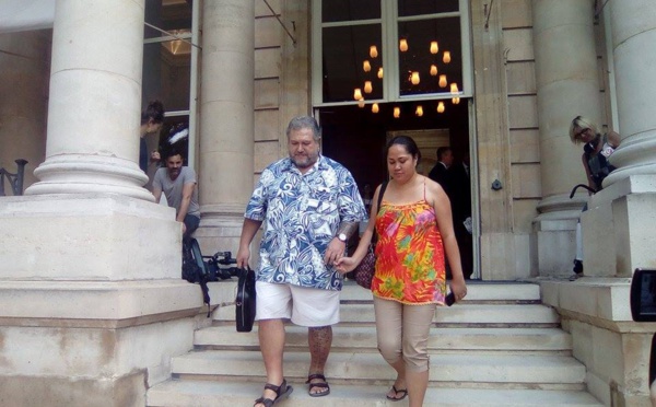 Moetai Brotherson, le député décontracté à Paris