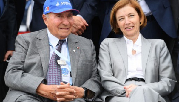 Blindés: Paris se félicite d'un contrat de 1,1 md d'euros avec la Belgique