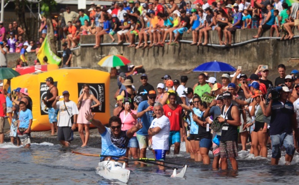 Va’a V1 – 30e Te Aito : Kévin Céran-Jérusalémy remporte son 4e titre d’affilée