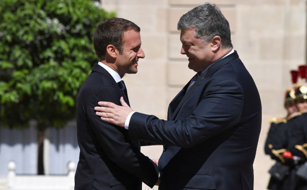 Macron: la France "ne reconnaîtra pas l'annexion de la Crimée"