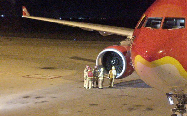 Un vol d'AirAsia se pose en Australie après avoir probablement percuté un oiseau