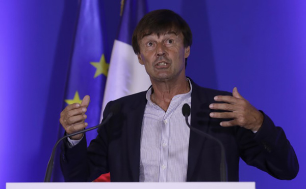 Hulot dévoile un "plan climat" ambitieux dépourvu de mesures concrètes