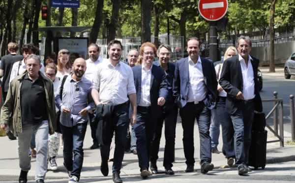 Le PS se dote de nouvelles instances pour mettre en route sa refondation