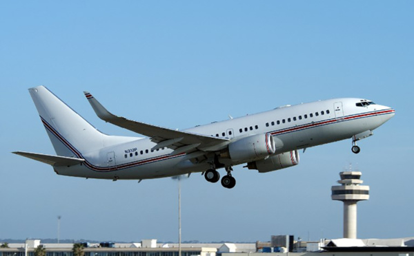 Espagne: les Baléares demandent l'interdiction de l'alcool en avion