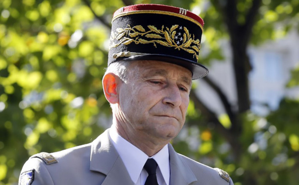 France: démission du patron des armées, en conflit ouvert avec Macron