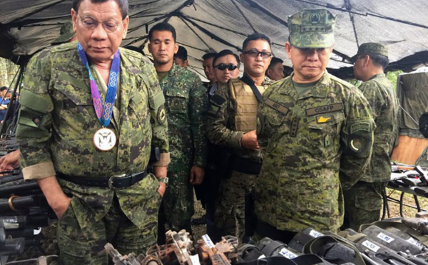 Le président philippin Duterte n'ira pas aux Etats-Unis, un pays "nul"